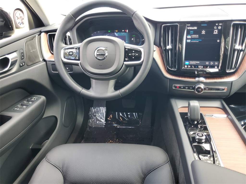 used 2024 Volvo XC60 Recharge Plug-In Hybrid car, priced at $44,489