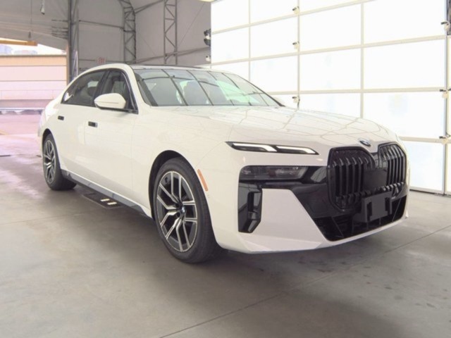used 2023 BMW 7-Series car, priced at $75,641