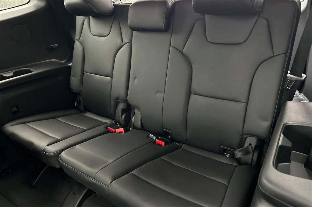 new 2025 Kia Telluride car, priced at $43,140