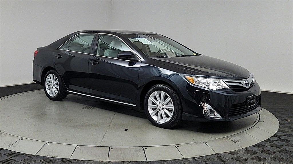 used 2012 Toyota Camry Hybrid car