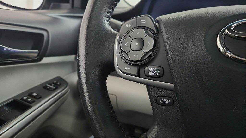 used 2012 Toyota Camry Hybrid car