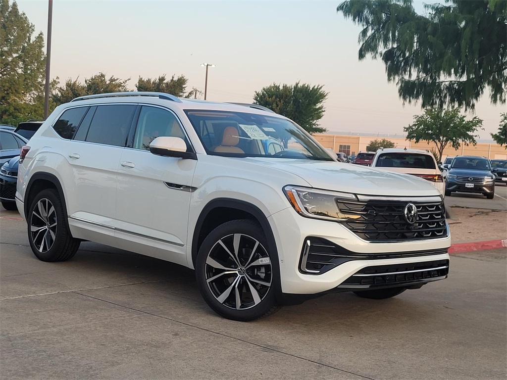new 2025 Volkswagen Atlas car, priced at $50,841