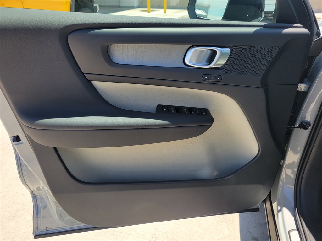 new 2026 Volvo XC40 car, priced at $47,650