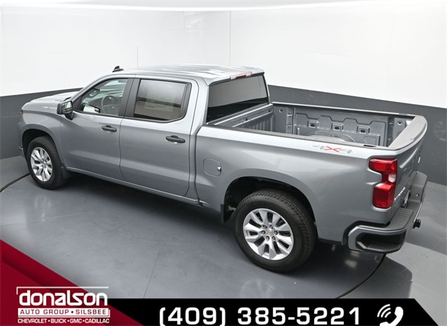 new 2026 Chevrolet Silverado 1500 car, priced at $43,021
