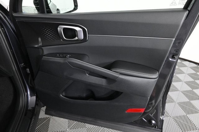 new 2025 Kia Sorento car, priced at $36,930