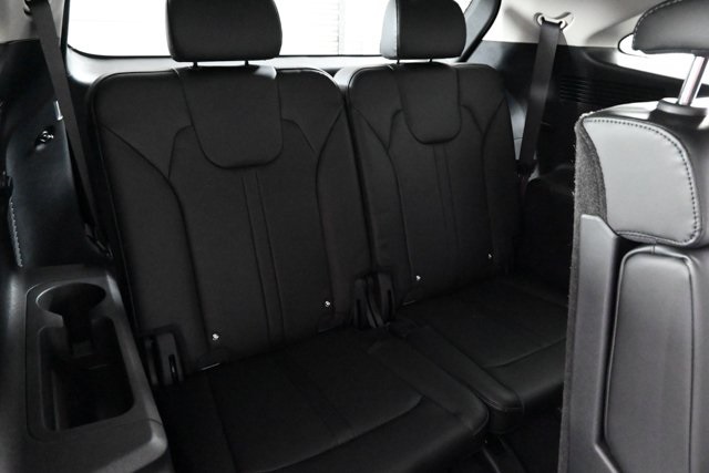 new 2025 Kia Sorento car, priced at $36,930