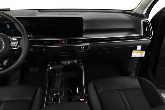 new 2025 Kia Sorento car, priced at $36,930