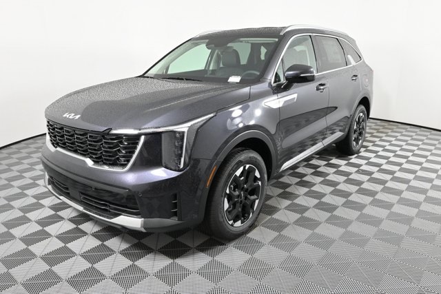 new 2025 Kia Sorento car, priced at $36,930