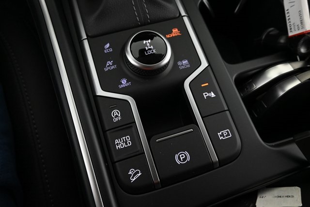 new 2025 Kia Sorento car, priced at $36,930