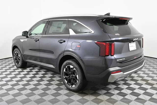 new 2025 Kia Sorento car, priced at $36,930