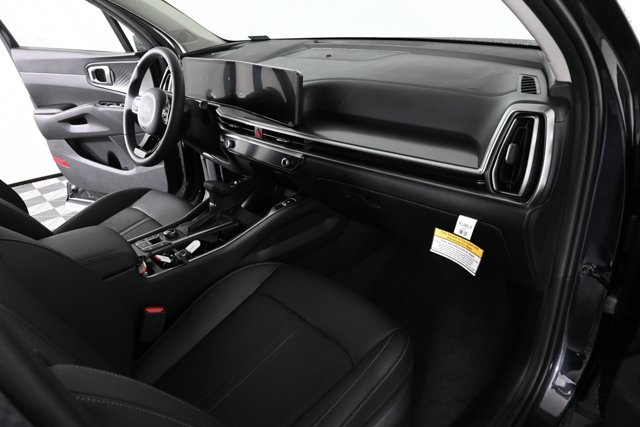 new 2025 Kia Sorento car, priced at $36,930