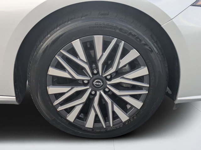 used 2024 Nissan Altima car, priced at $19,012
