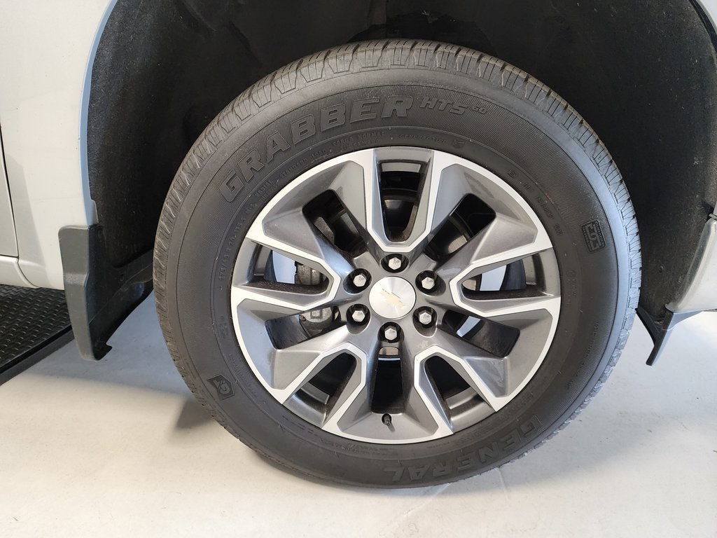 used 2022 Chevrolet Silverado 1500 car, priced at $33,676