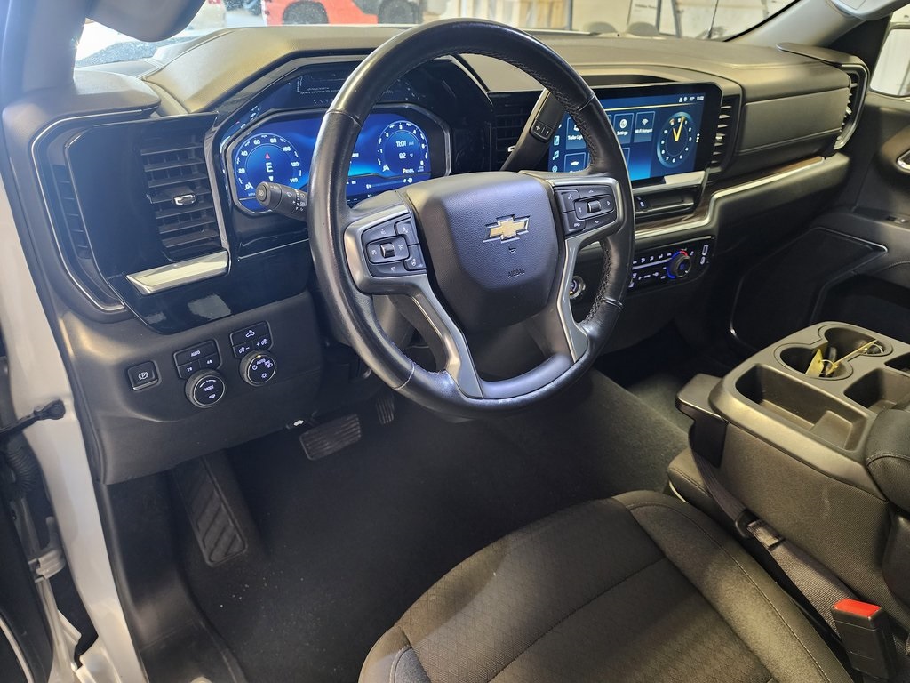 used 2022 Chevrolet Silverado 1500 car, priced at $33,676