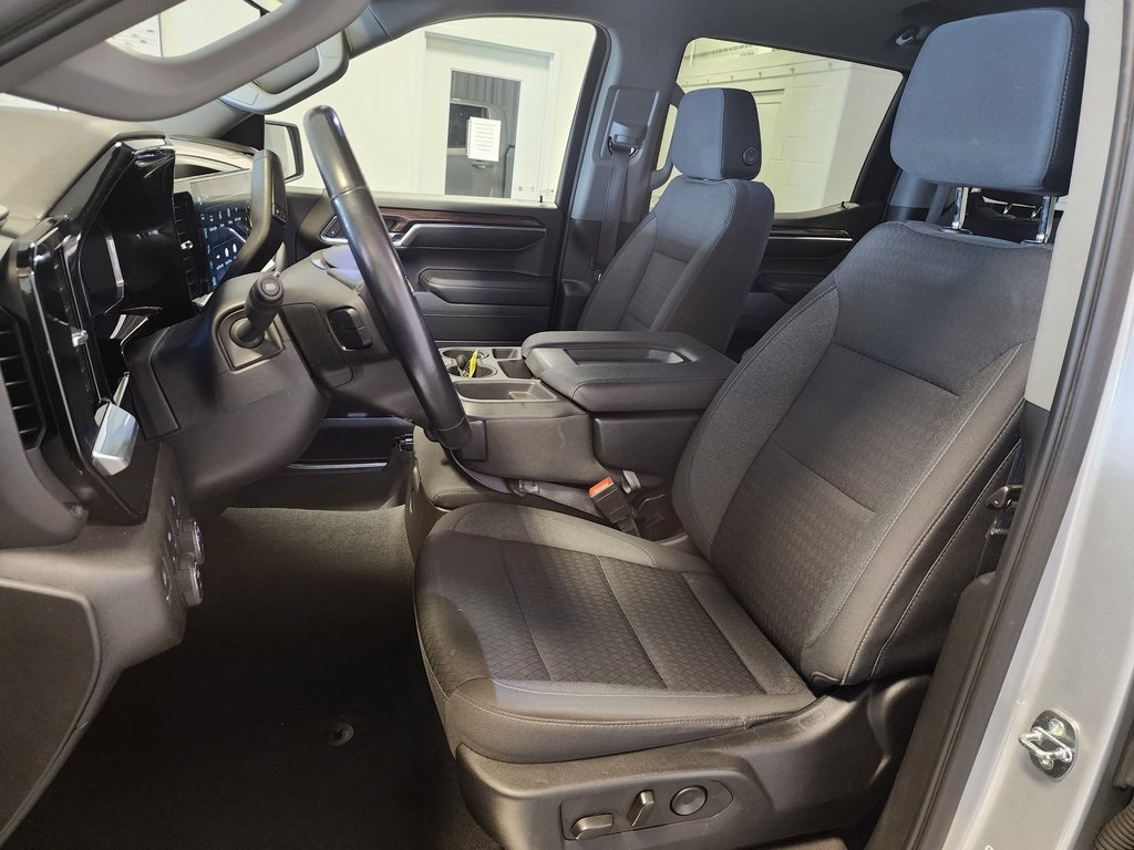 used 2022 Chevrolet Silverado 1500 car, priced at $33,676