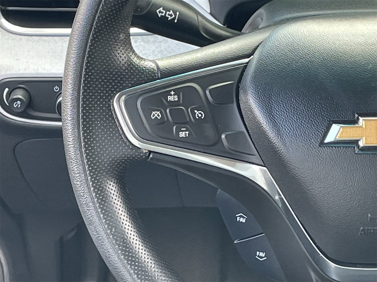 used 2020 Chevrolet Bolt EV car, priced at $15,300
