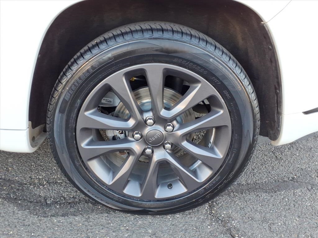 used 2019 Jeep Grand Cherokee car, priced at $24,900