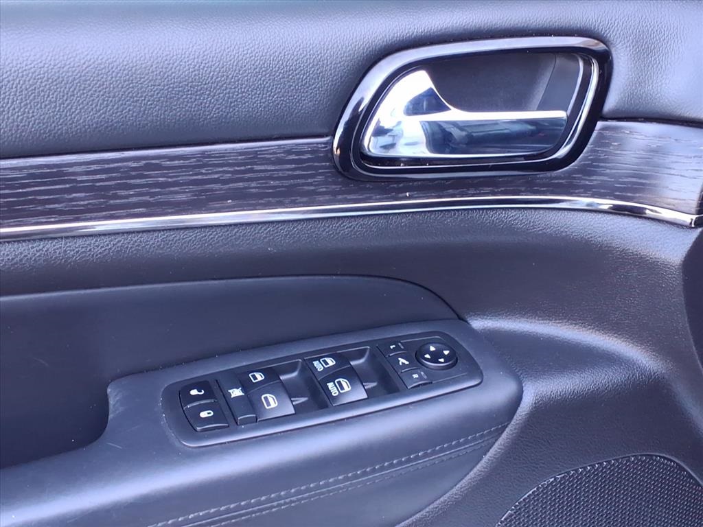 used 2019 Jeep Grand Cherokee car, priced at $24,900