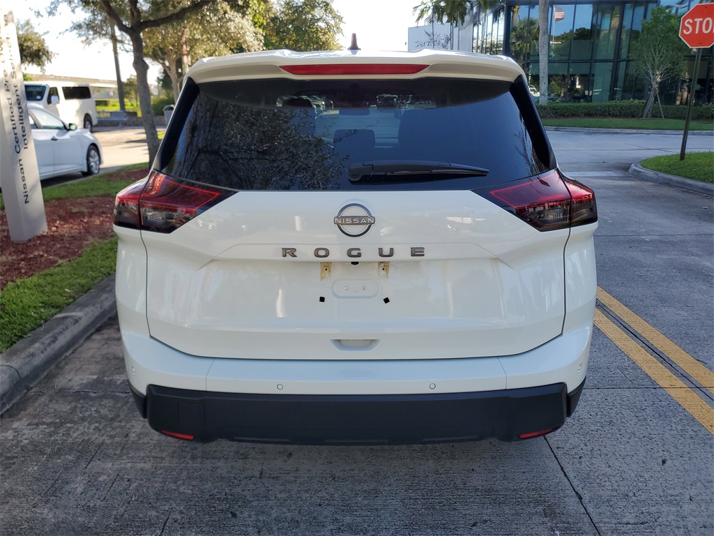 used 2025 Nissan Rogue car, priced at $23,595