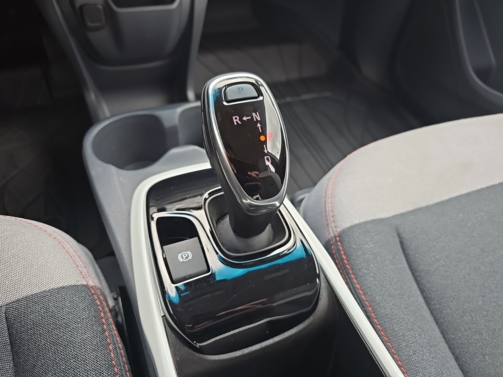used 2020 Chevrolet Bolt EV car, priced at $13,832