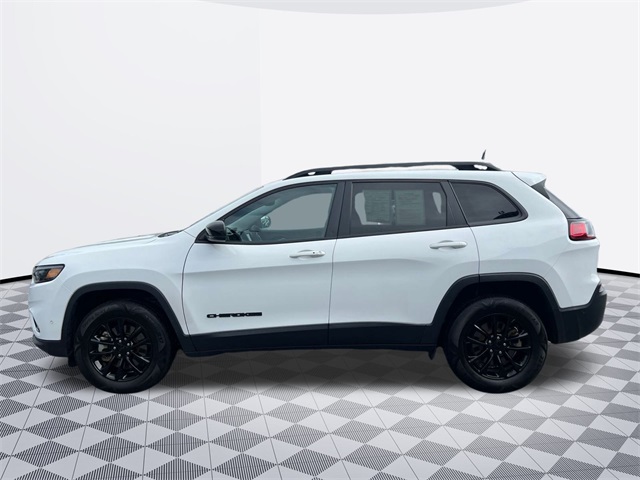 used 2023 Jeep Cherokee car, priced at $20,911