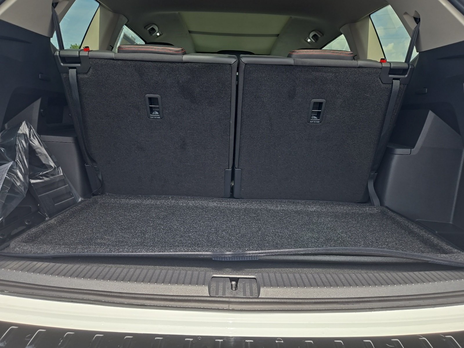 new 2025 Volkswagen Atlas car, priced at $41,854