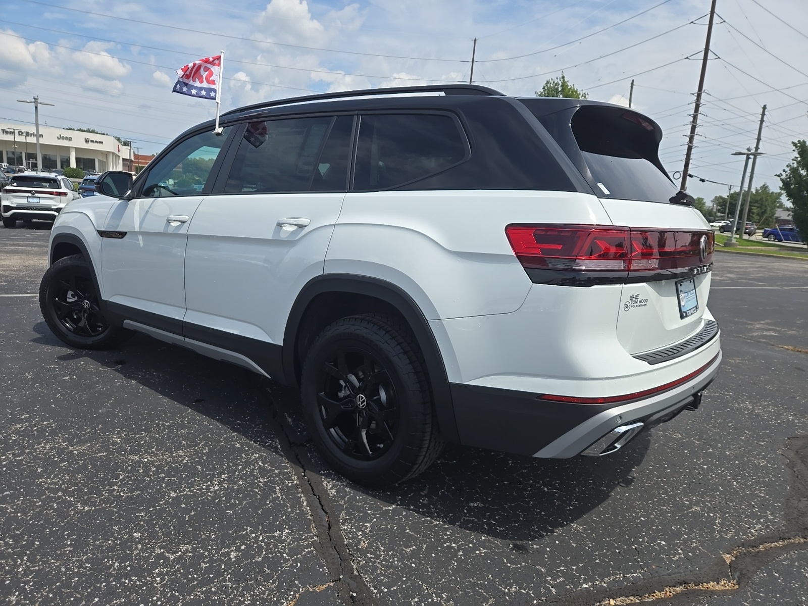 new 2025 Volkswagen Atlas car, priced at $41,854