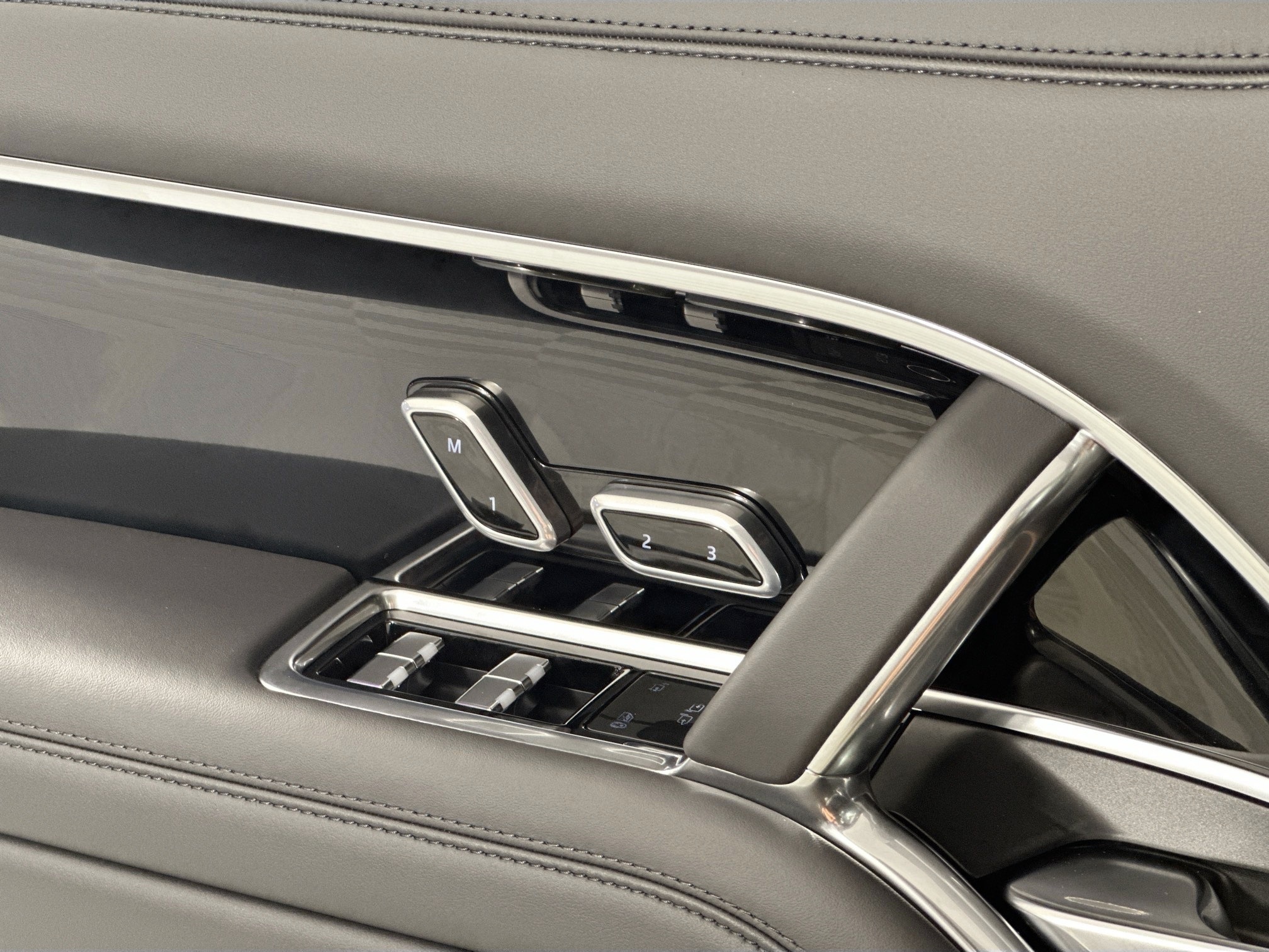 new 2025 Land Rover Range Rover car, priced at $120,850