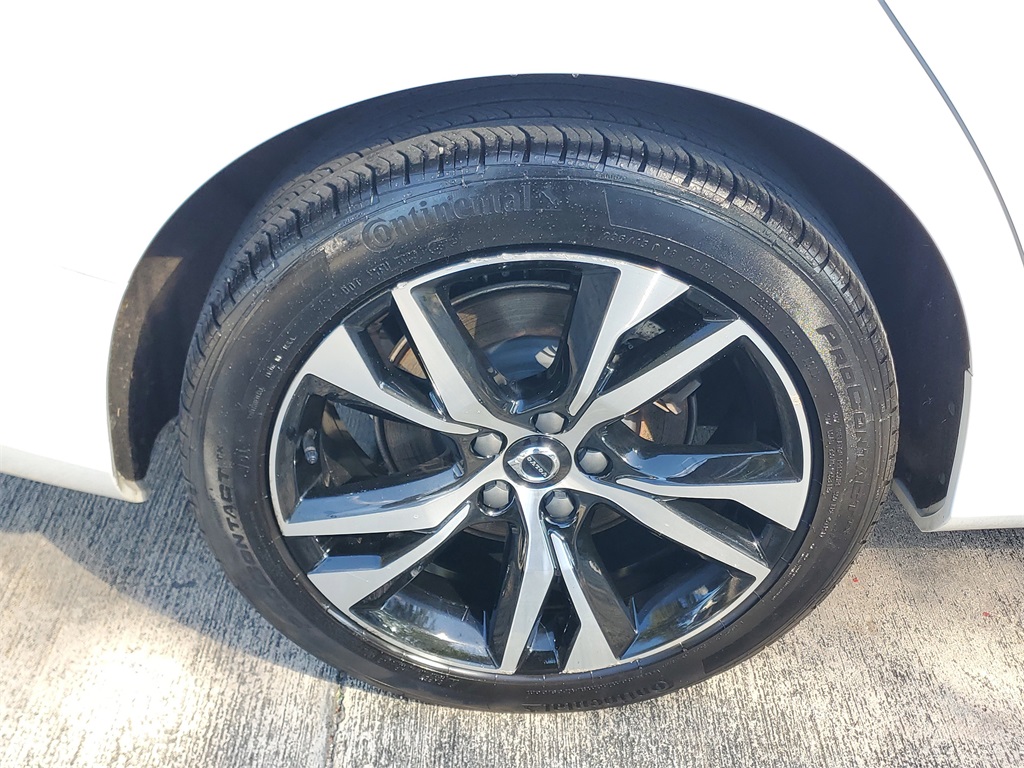 used 2024 Volvo S60 car, priced at $23,995