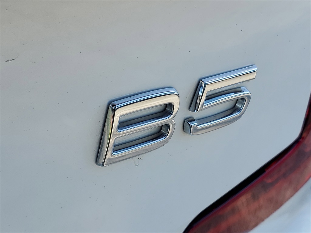 used 2024 Volvo S60 car, priced at $23,995