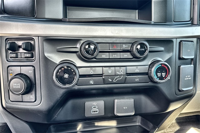 new 2025 Ford F-550SD car, priced at $76,400