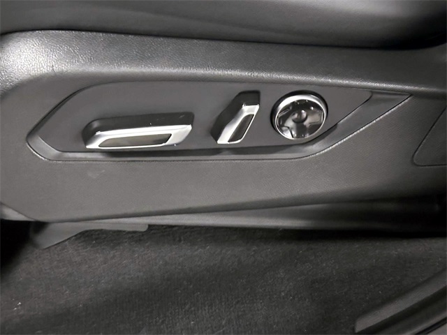 used 2025 Acura MDX car, priced at $55,943
