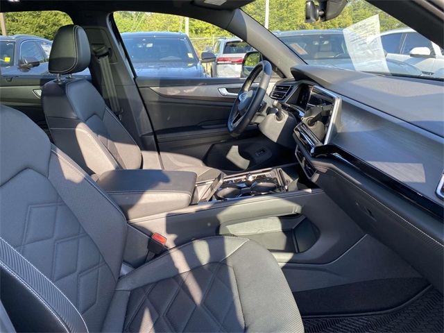 used 2024 Volkswagen Atlas Cross Sport car, priced at $35,376