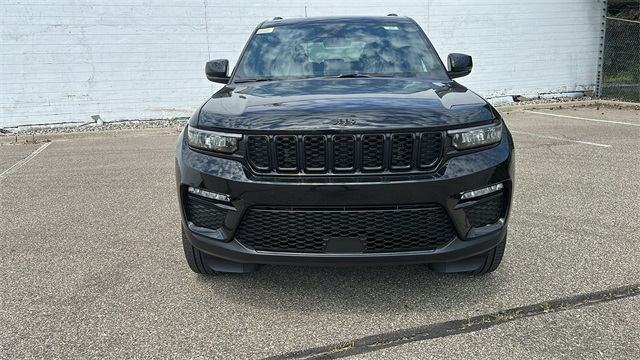 new 2025 Jeep Grand Cherokee car, priced at $47,453
