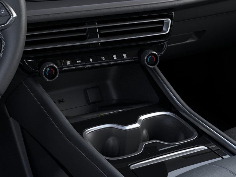 new 2025 Chevrolet Traverse car, priced at $46,880