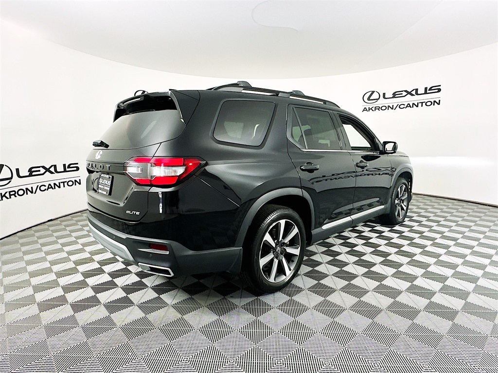 used 2023 Honda Pilot car, priced at $40,490
