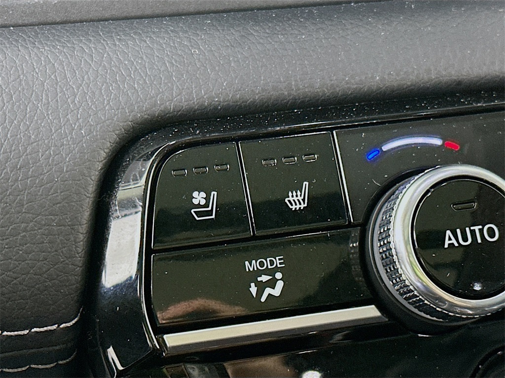 used 2023 Honda Pilot car, priced at $40,490
