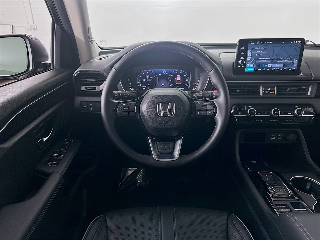 used 2023 Honda Pilot car, priced at $40,490