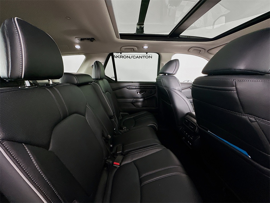 used 2023 Honda Pilot car, priced at $40,490