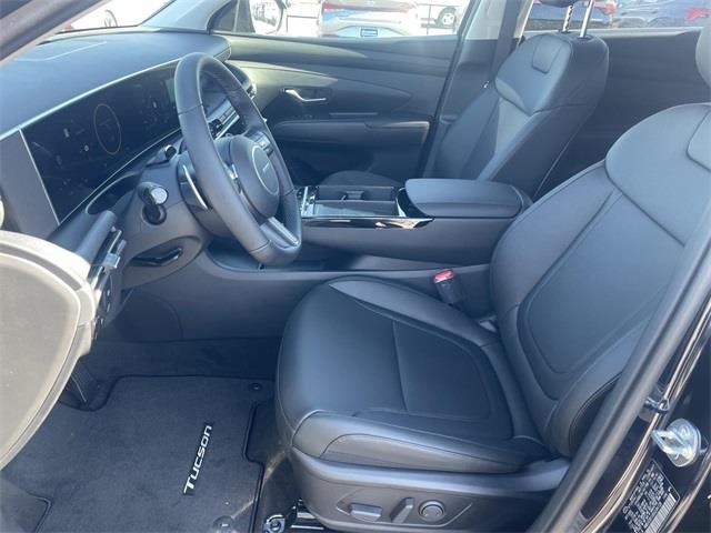 new 2025 Hyundai Tucson Hybrid car, priced at $33,260