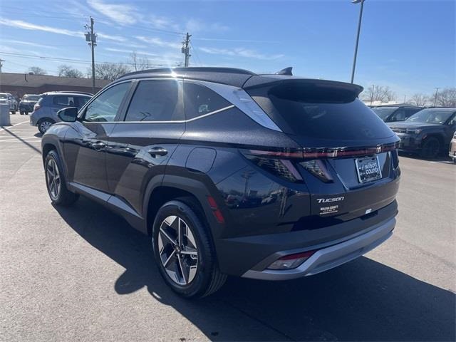 new 2025 Hyundai Tucson Hybrid car, priced at $33,260