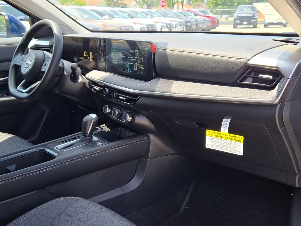 new 2025 Nissan Kicks car, priced at $27,180