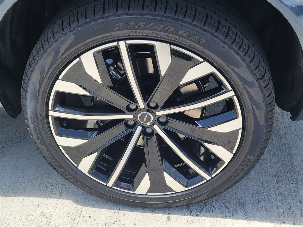 new 2026 Volvo XC90 car, priced at $68,325