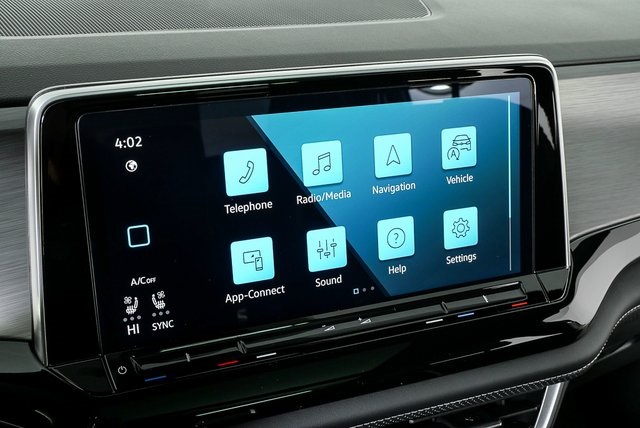 new 2026 Volkswagen Atlas Cross Sport car, priced at $47,241