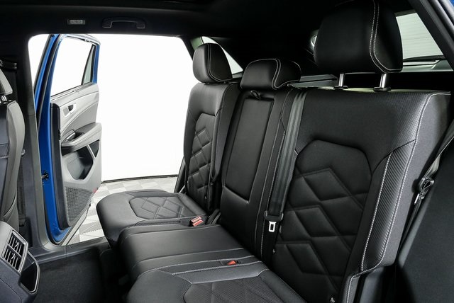 new 2026 Volkswagen Atlas Cross Sport car, priced at $47,241