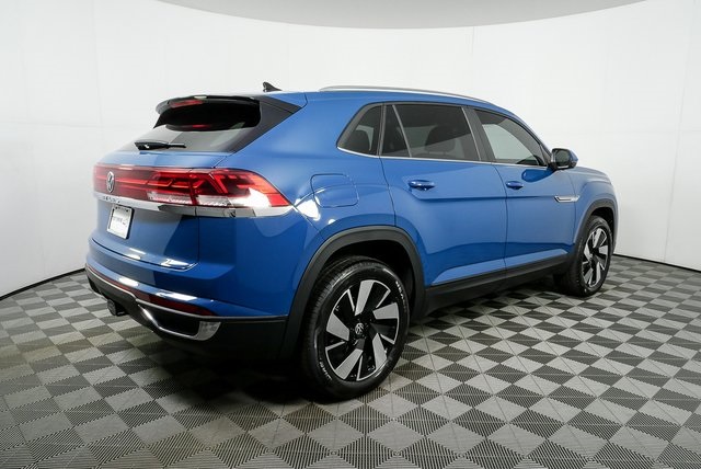 new 2026 Volkswagen Atlas Cross Sport car, priced at $47,241