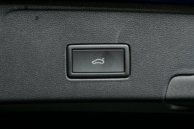 new 2026 Volkswagen Atlas Cross Sport car, priced at $47,241