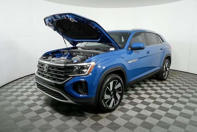 new 2026 Volkswagen Atlas Cross Sport car, priced at $47,241