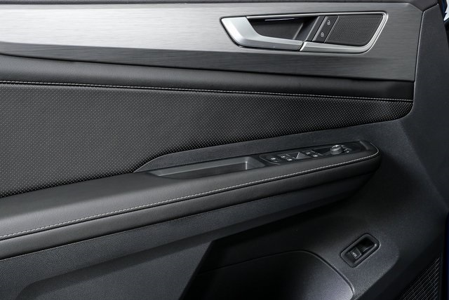 new 2026 Volkswagen Atlas Cross Sport car, priced at $47,241