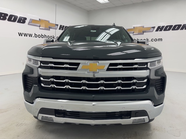new 2025 Chevrolet Silverado 1500 car, priced at $67,115